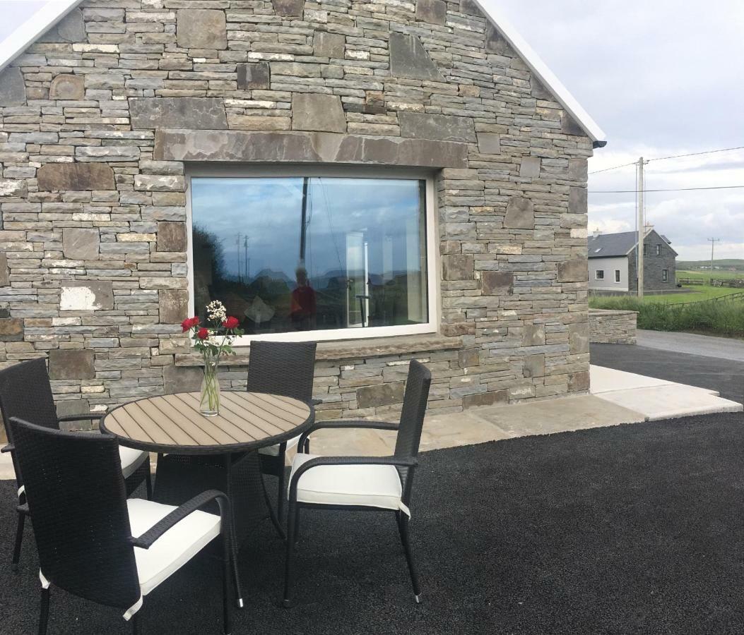 Conway'S Cottage With Sea View Nestling By Cliffs-Of-Moher Liscannor Exteriör bild