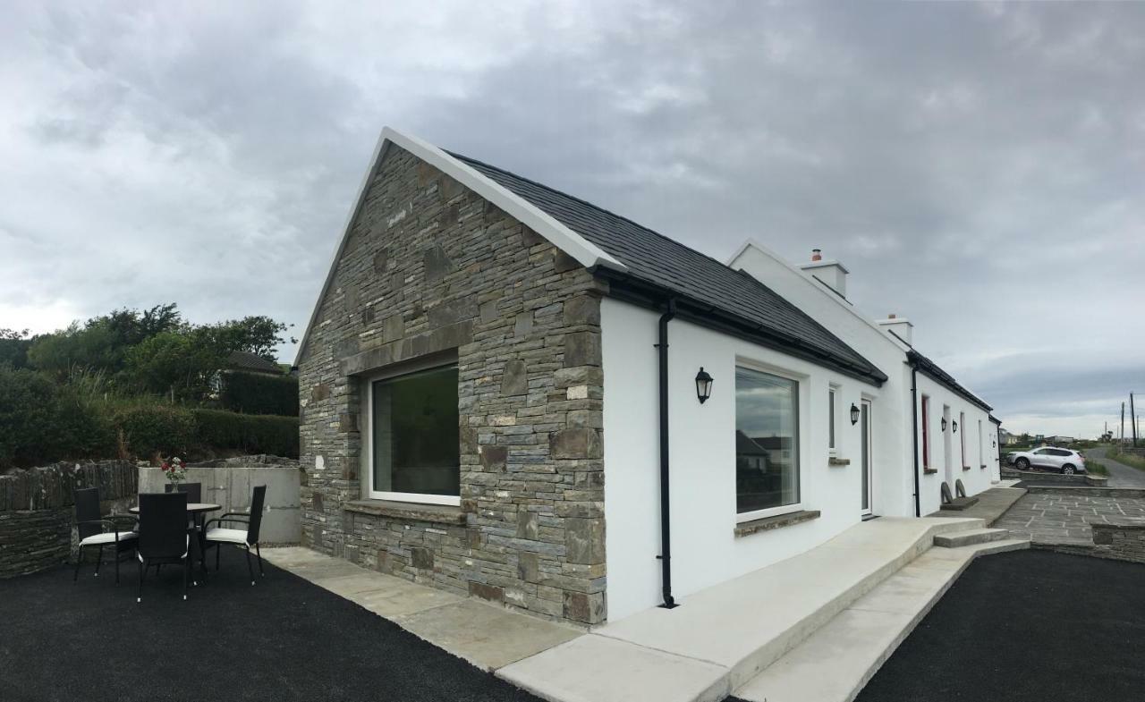 Conway'S Cottage With Sea View Nestling By Cliffs-Of-Moher Liscannor Exteriör bild