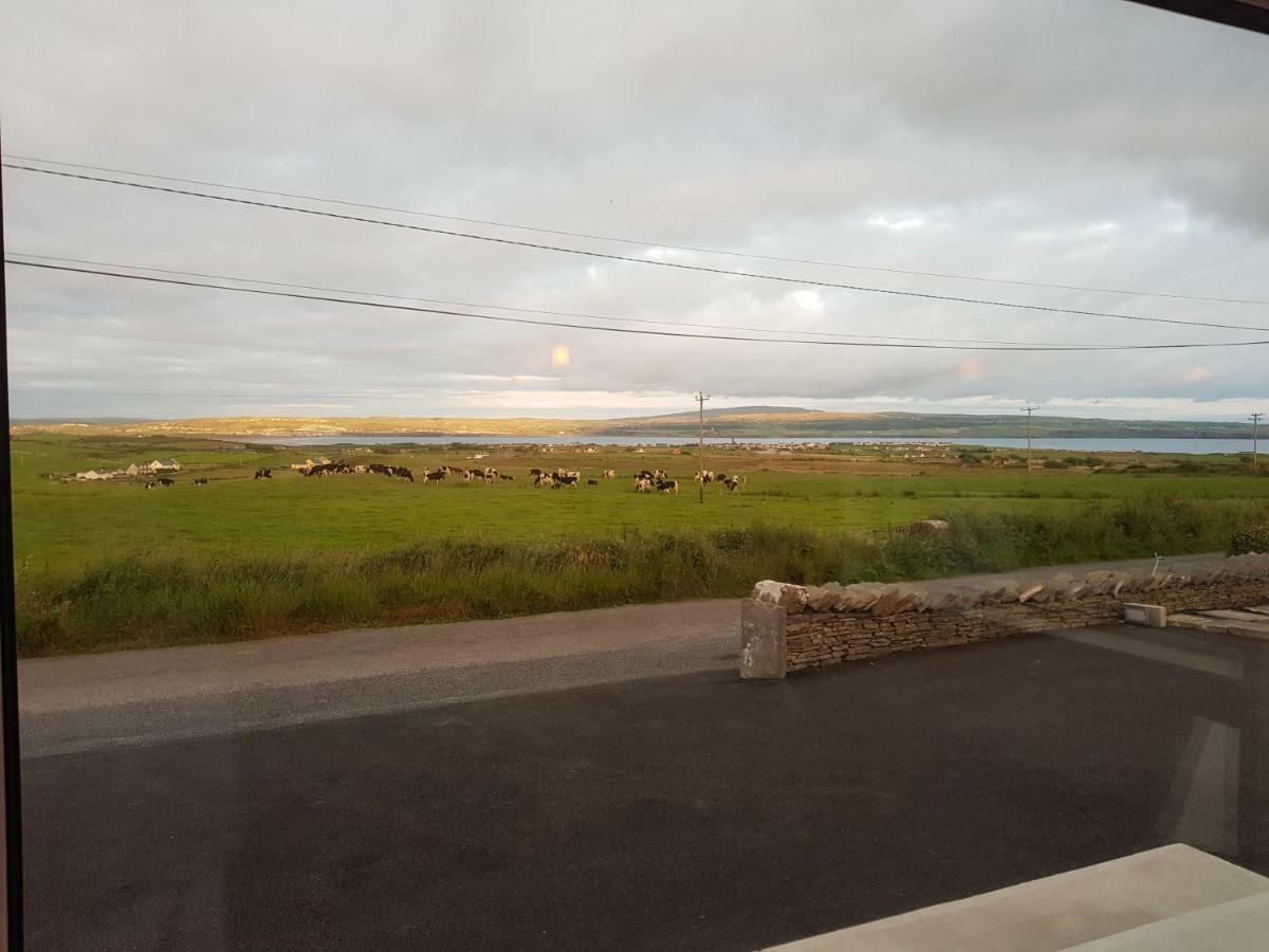 Conway'S Cottage With Sea View Nestling By Cliffs-Of-Moher Liscannor Exteriör bild